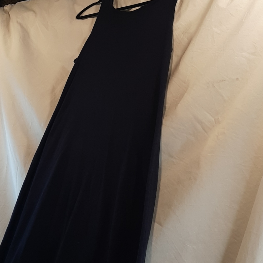 Dress - Picture 2 of 5